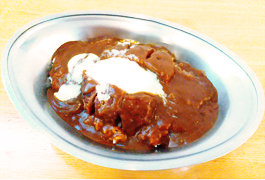 ちからカレー(肉なし)×ハンバーグ×温泉たまご